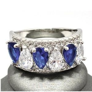 1.50 ctw Blue and White Sapphire Ring